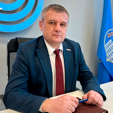 Andrey L. Yanochkin